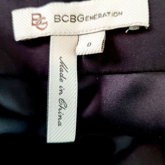 BCBGeneration Black Ruffle Tuxedo Mini Dress Sz 0 - Picture 8 of 8